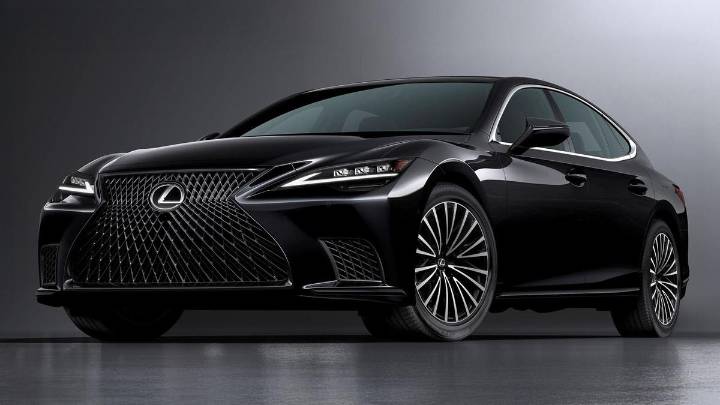 Lexus to axe its flagship in the US