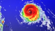 Hurricane Humberto remains an 'extremely dangerous' Cat 4 storm