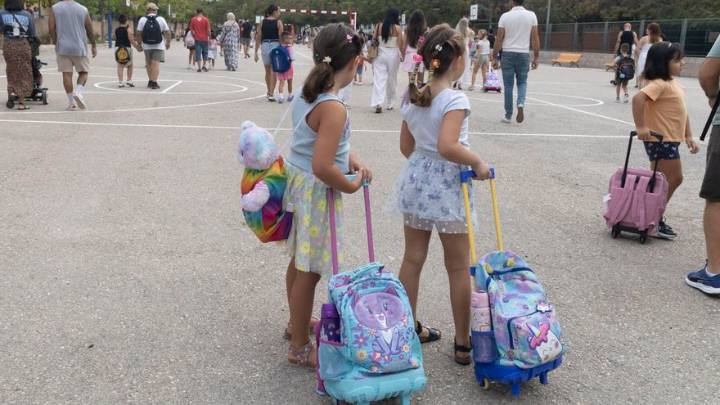 Las clases se reanudan este miércoles en Alicante tras la alerta de lluvias