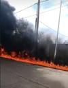 Impactante explosión: el incendio en un galpón con tanques de combustible arrasó vehículos y dañó casas