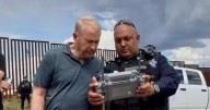 Embajador estadounidense recorre frontera con autoridades estatales