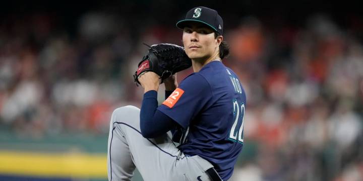 Bryan Woo may avoid injured list with pectoral injury