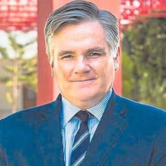 BRICS Y CONSTITUCIÓN, columna de Carlos Hakansson