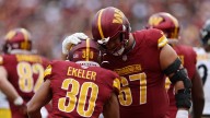 Austin Ekeler de los Commanders habría sufrido rotura del tendón de Aquiles