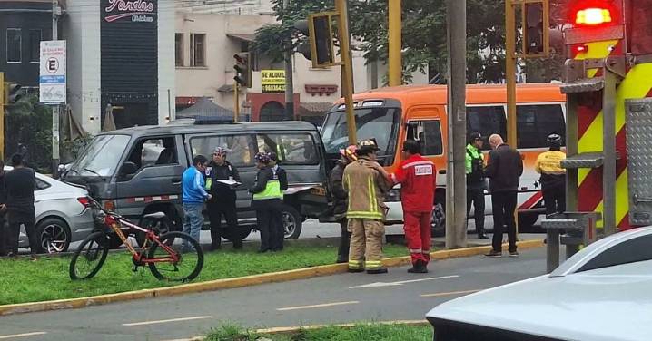 Triple choque en Jesús María deja 5 heridos en la avenida Salaverry: Coaster del Anconero protagonizó incidente