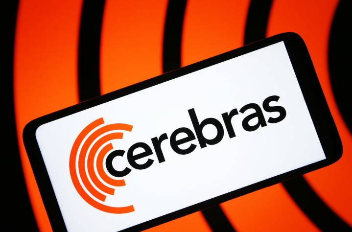 A year after filing to IPO, still-private Cerebras Systems raises $1.1B