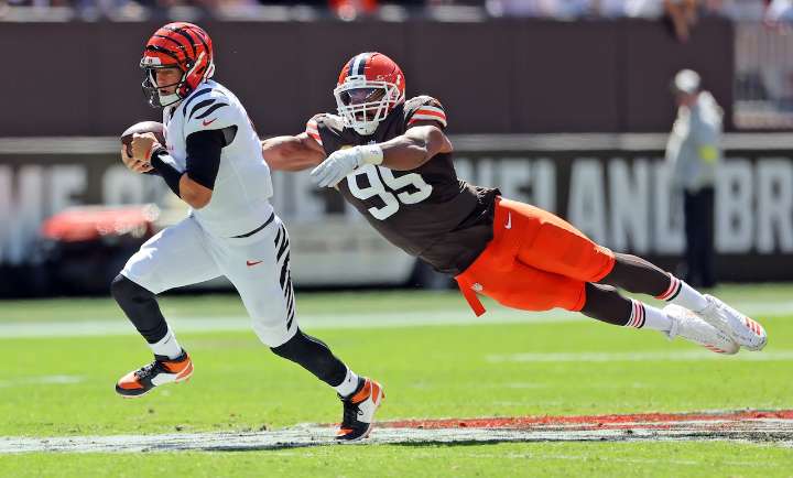 How the Browns are impacted by injuries to the Bengals’ Joe Burrow and Vikings’ J.J. McCarthy: Mary Kay Cabot