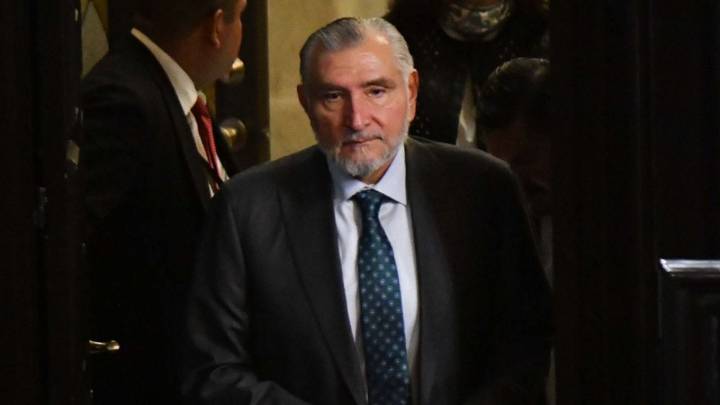 Adán Augusto se dice dispuesto a comparecer tras la detención de su exsecretario de Seguridad, Hernán Bermúdez