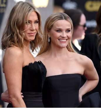 Jennifer Aniston y Reese Witherspoon imaginan un futuro sin redes sociales