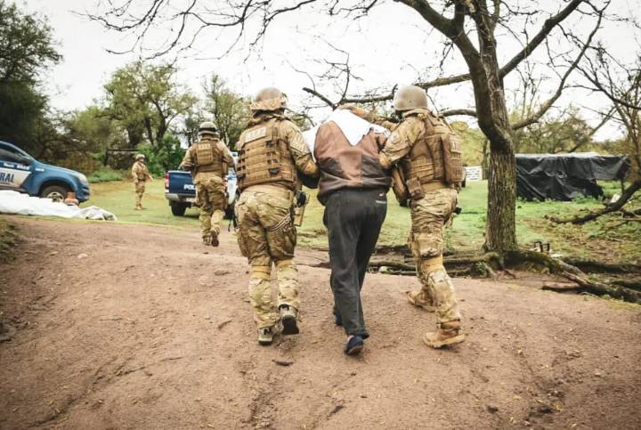 Cayó una banda que robaba, faenaba y vendía ganado: ocho detenidos en el norte cordobés