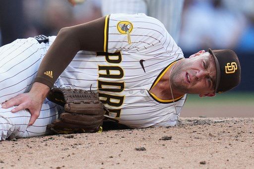 Padres reliever Jason Adam carted off field with left leg injury