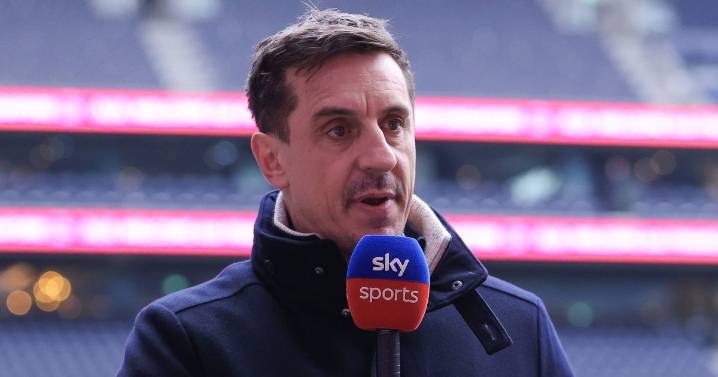 Gary Neville privately told Man United to sign Arsenal star who would've solved major issue