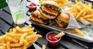Downtown’s Centennial Yards lands popular burger chain