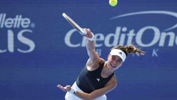 WTA roundup: Teenagers cruise to titles in Guadalajara, Sao Paulo