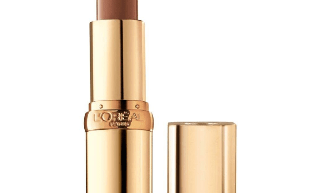 Shoppers Are ‘Definitely Switching’ From the Discontinued Mac Taupe to This $5 Lookalike Lipstick