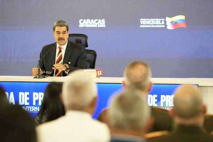Maduro reitera que ante la “máxima presión”  de Estados Unidos,  Venezuela aplica “máxima preparación”