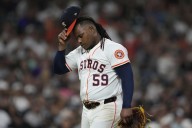 Framber Valdez apologizes to César Salazar after hitting him with a pitch
