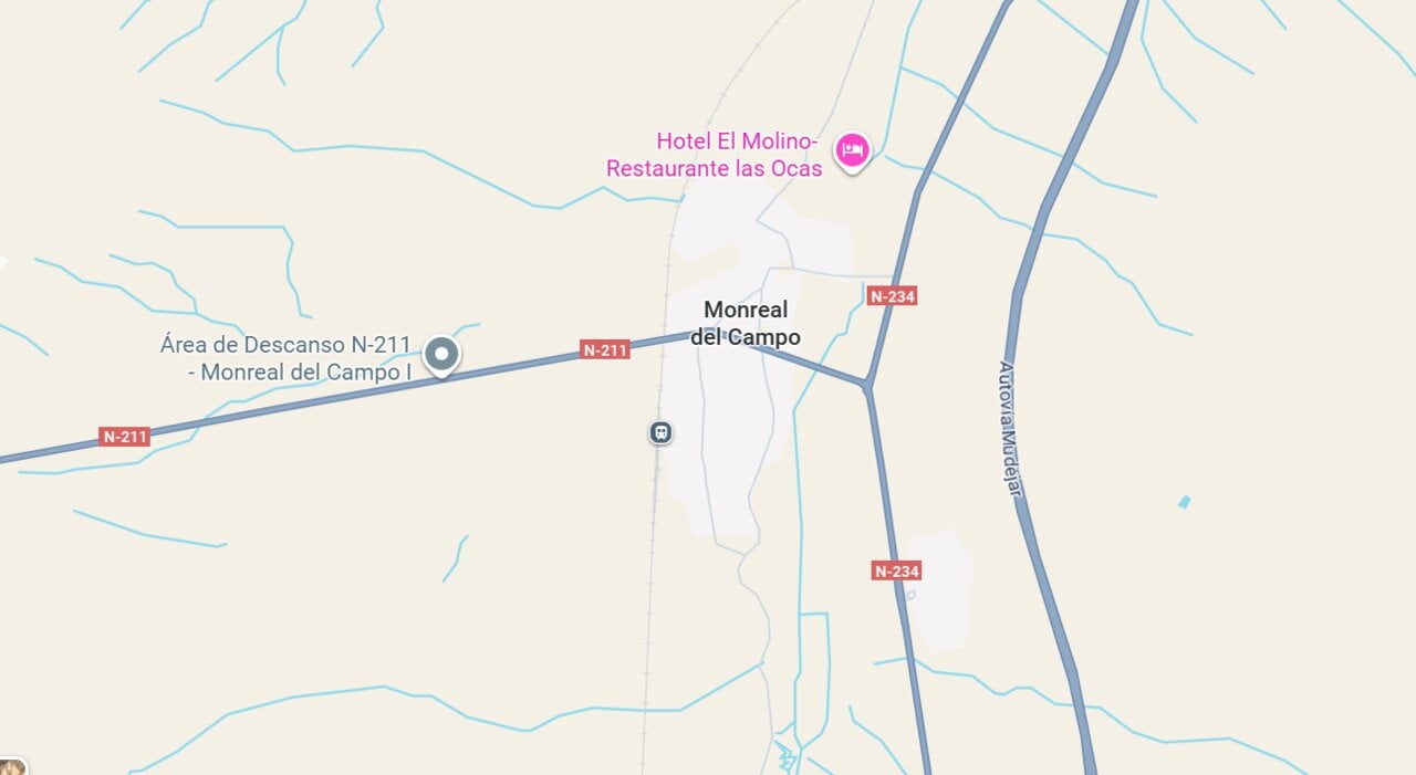Un herido grave al volcar un turismo en la N-234, en Monreal del Campo (Teruel)