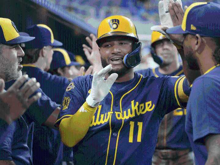 MLB: ´El Chico Maravilla´ Jackson Chourio de Cerveceros de Milwaukee cerca de su segundo 20/20