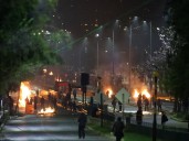 Barricadas, ataques con molotov y armas de fuego se registran en la región Metropolitana en conmemoración del golpe de Estado