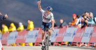 Giulio Pellizzari ganó la etapa 17 de la Vuelta a España y Harold Tejada fue protagonista