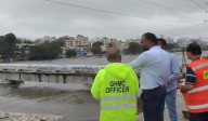 Musi flood debris blocks Moosarambagh bridge in Malakpet, GHMC yet to act