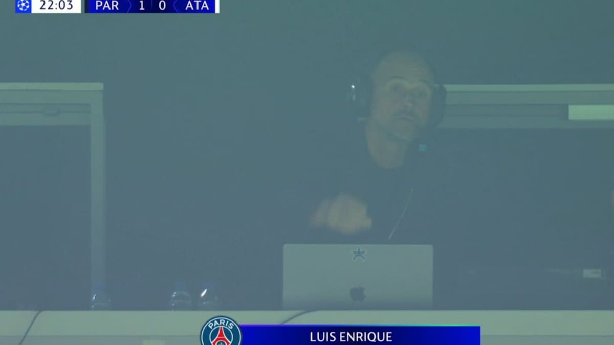 Luis Enrique repite el plan y ve la primera parte del PSG-Atalanta desde un palco del estadio