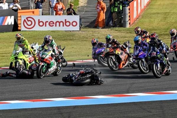 Video.- Jorge Martín sufre fractura de clavícula en GP de Japón