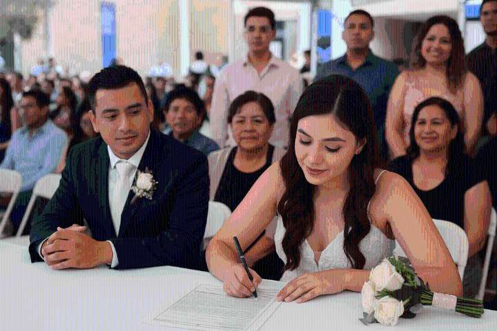 BENEFICIAN A LEONESES CON MATRIMONIOS Y REGISTROS GRATIS