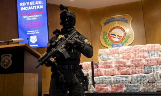 República Dominicana incautó parte de la droga de la más reciente lancha atacada por Estados Unidos