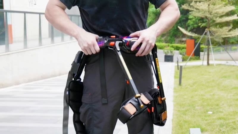 ¿Caminar sin esfuerzo? Este viral exoesqueleto robótico chino revoluciona la forma de andar