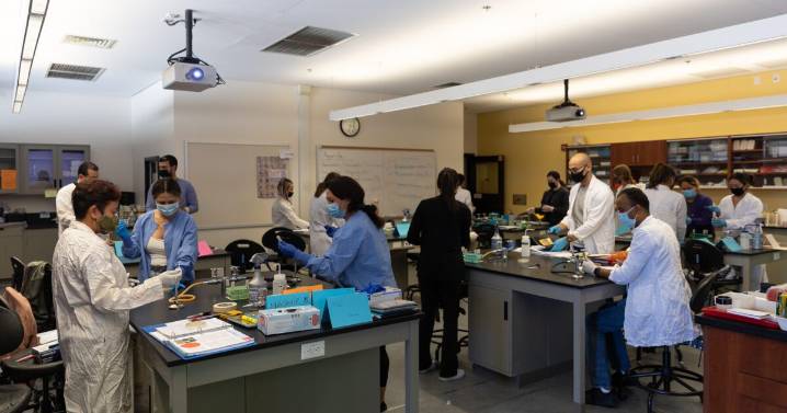Silicon Valley’s Foothill College wins top ranking in annual survey