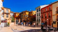 La petición de una cartera de Asturias a una vecina tras entregarle una carta que deja a todos llorando: por lo que ve dentro