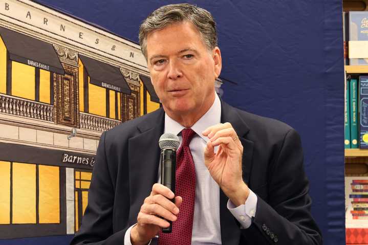 Former FBI Director Comey indicted on 2 federal charges after Trump urged prosecution
