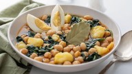 Una cooperativa de mujeres en Palencia lleva comida saludable y casera a la España rural