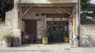 El alojamiento turístico y la taberna que han cambiado la vida de un pueblo en la España rural