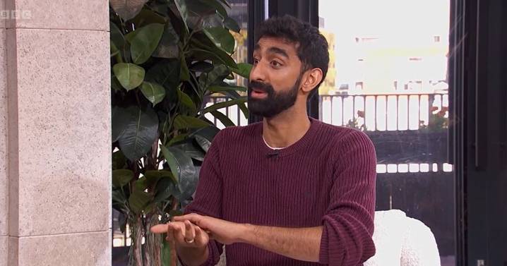 BBC Traitors star and NHS doctor warns 'do this' to people who call 999