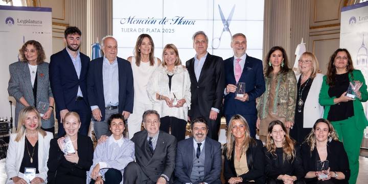 Referentes de la moda argentina fueron homenajeados en la legislatura porteña: cómo fue el emotivo acto