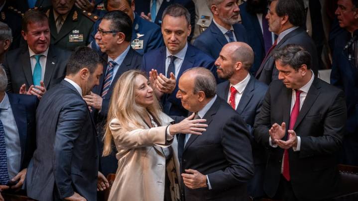 La oposición redobla la presión sobre el Gobierno: el Senado tratará en comisión los pedidos de interpelación a Karina Milei y dos ministros