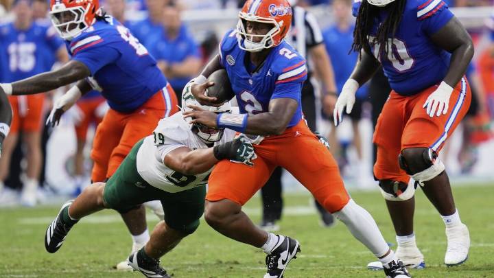 DJ Lagway’s limited practice reps evident in Gators’ loss to USF