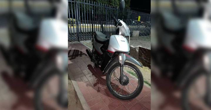 Robaron una moto en pleno centro y la familia pide ayuda para recuperarla