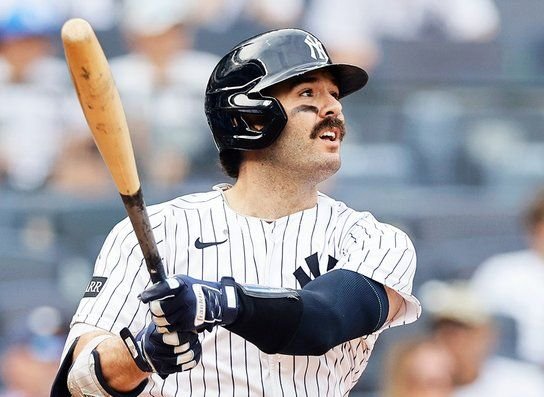 Yankees logra Triunfo sobre Azulejos 3