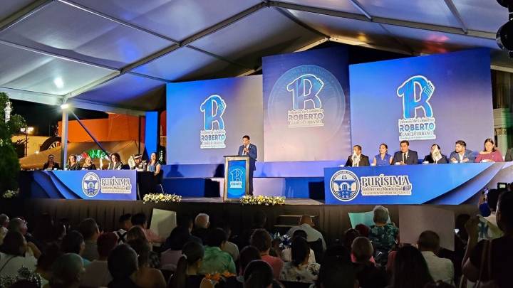 Alcalde de Purísima revela la construcción de dos nuevas preparatorias en su informe