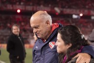 Presidente de Independiente regresa a Argentina tras la audiencia de Conmebol: esto dijo sobre volver a jugar contra la U y cuándo saldrá el fallo