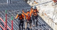Oposición canadiense pide que Ottawa deje de traer trabajadores temporales extranjeros
