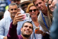 Carlos Alcaraz beats Novak Djokovic at the US Open to reach his 3rd Grand Slam final in a row