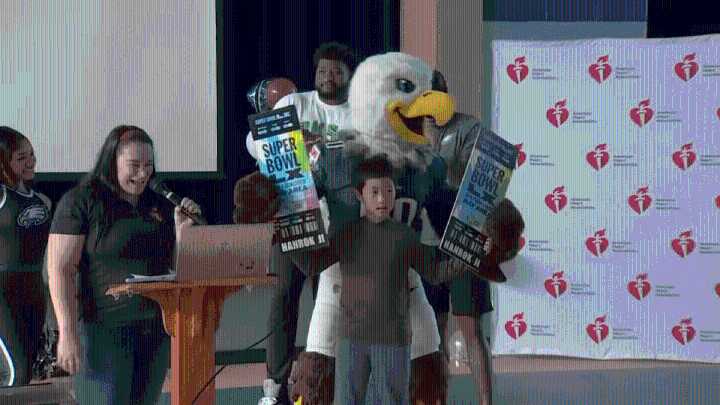 Pennsylvania student awarded surprise Super Bowl tickets