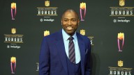 Seattle Seahawks legend Shaun Alexander expecting baby No. 14