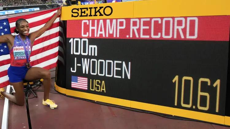 Jamaica domina los 100m en el Mundial de Atletismo con récord y relevo generacional
