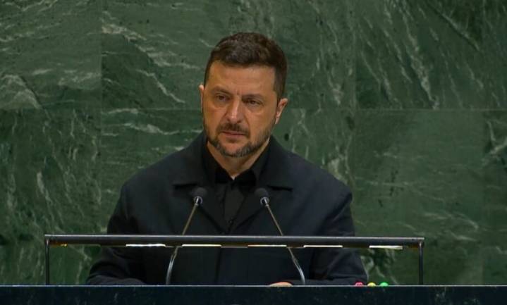 Ucrania anuncia apertura de exportaciones de armas